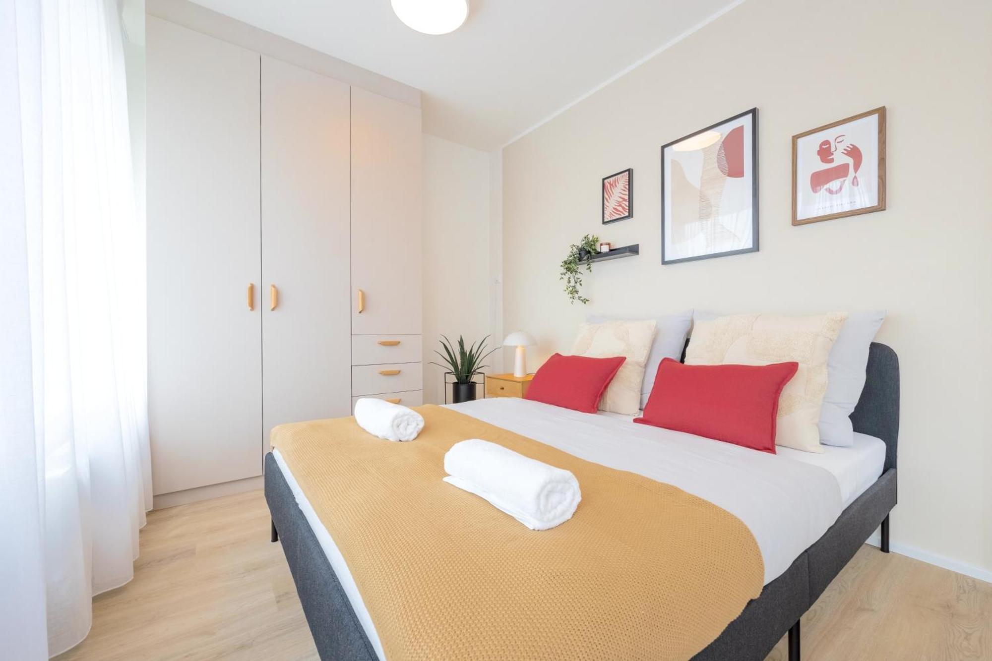 Bright 2Br - 4Th Floor, Balcony, Free Parking By Gravity Prague Praga Exterior foto