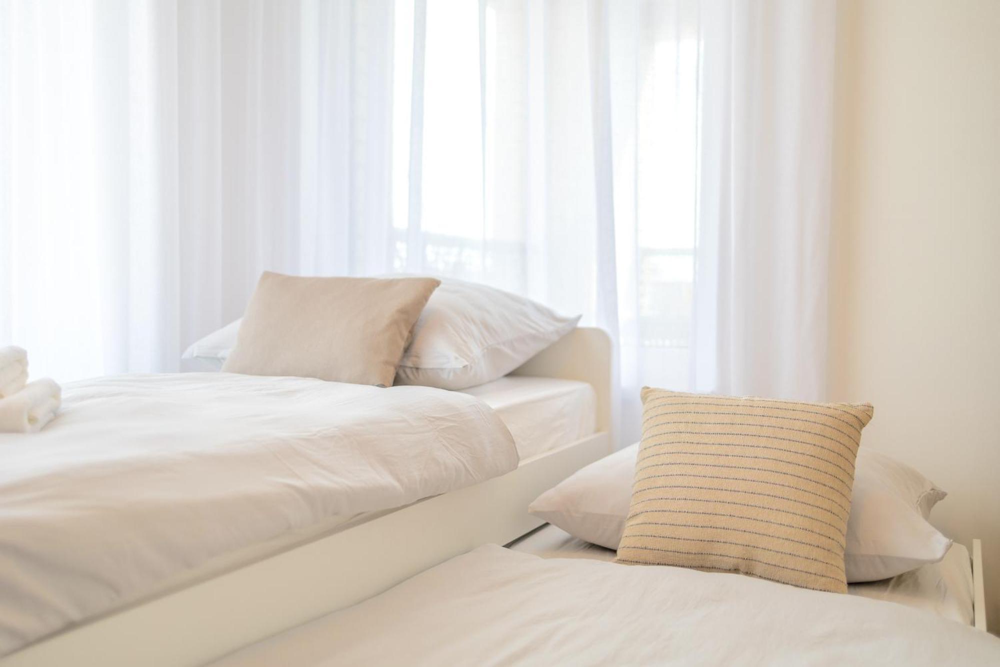 Bright 2Br - 4Th Floor, Balcony, Free Parking By Gravity Prague Praga Exterior foto